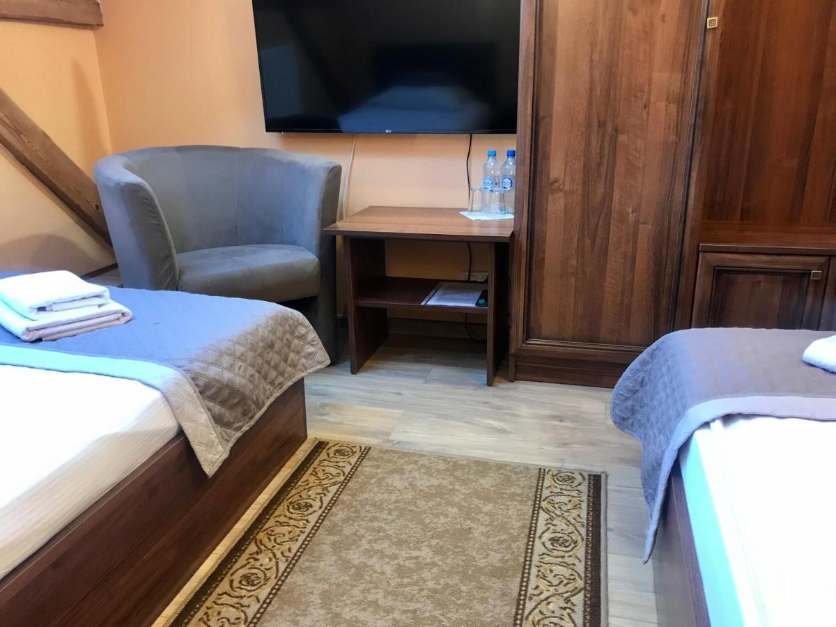 Hotelik Polonia Łowicz Exteriör bild