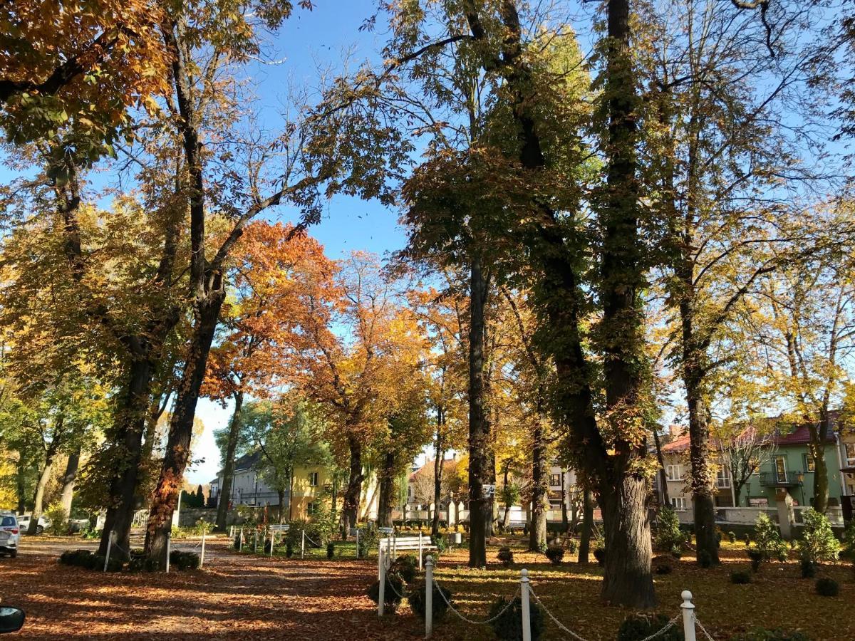 Hotelik Polonia Łowicz Exteriör bild